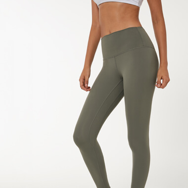 SPORTS & FITNESS BOTTOMS